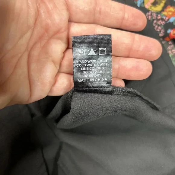 Vici Dress Medium Short Tiered Floral Print Sheer Long Sleeve - Picture 7 of 8